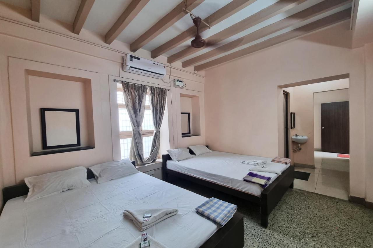 Sowmya Lodge Tiruchirappalli Exterior foto